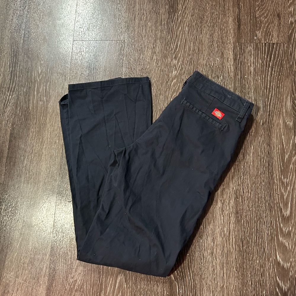 women’s size 8 regular dark blue dickies pants- bootcut